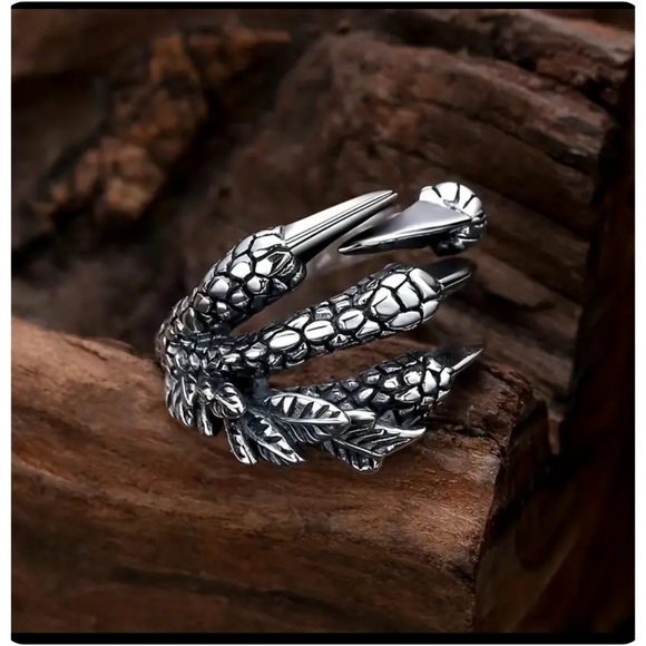 5/$25 Dragon claw unique ring, brand new adjustable silver - Picture 10 of 11